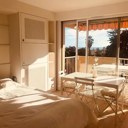 Apartman Seaside With Terrasse In Garavan *